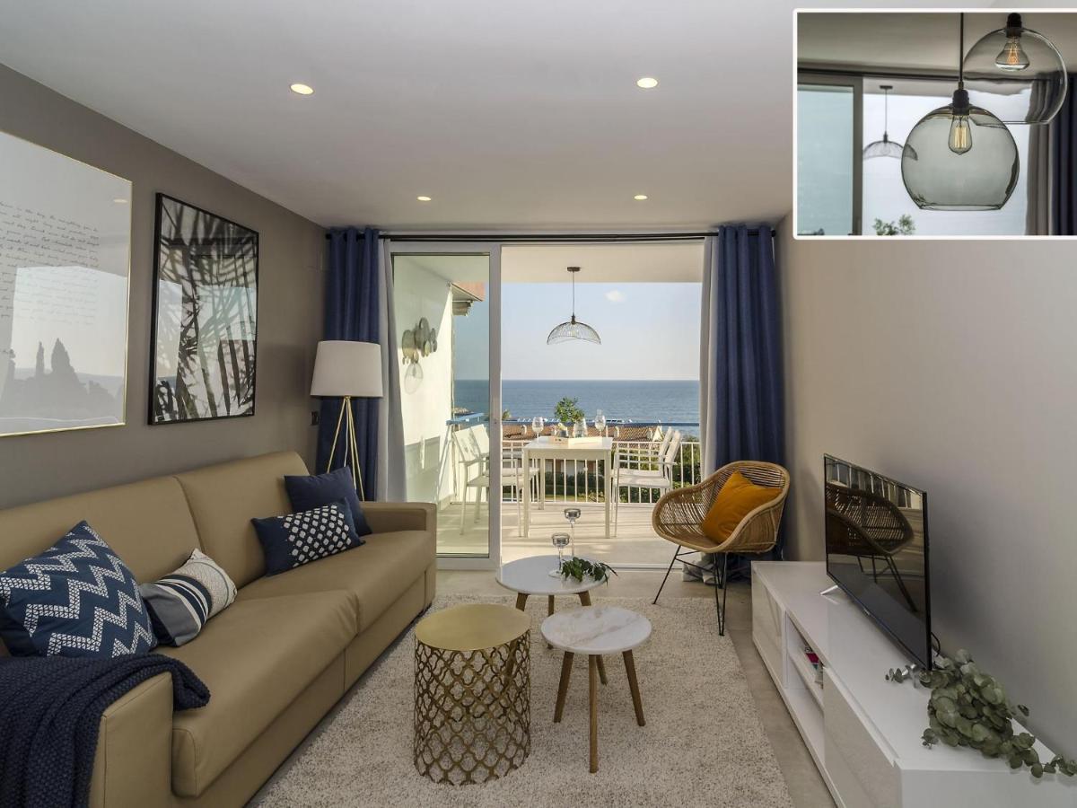 Spaces Sea View Paradise- 2 Bedrooms, 2 Bathrooms, Terrace, Amazing Sea Views Sitges