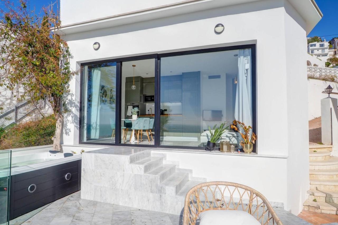 Apartment Malvasia & Lotus With Sea Views By Hello Homes *