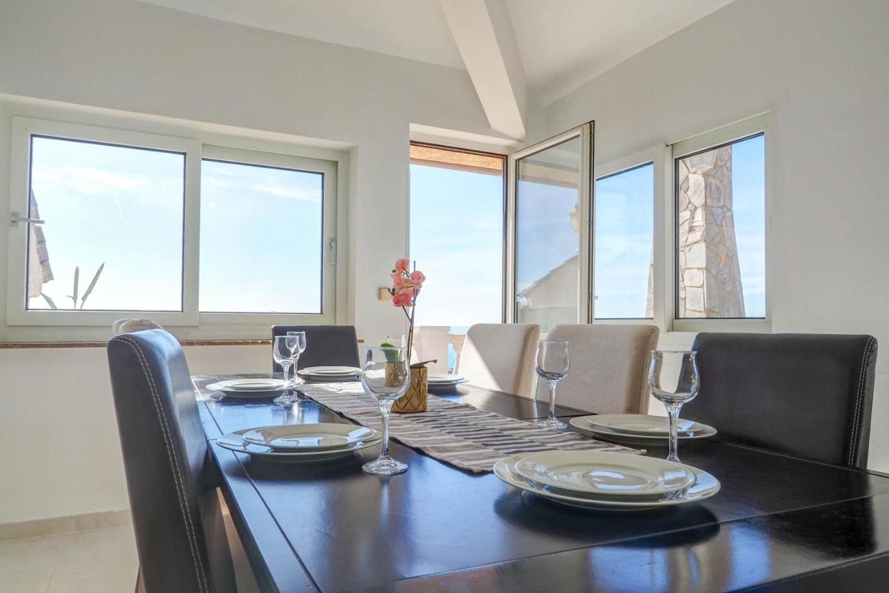Malvasia & Lotus With Sea Views By Hello Homes