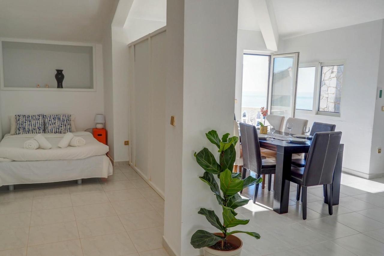 Malvasia & Lotus With Sea Views By Hello Homes
