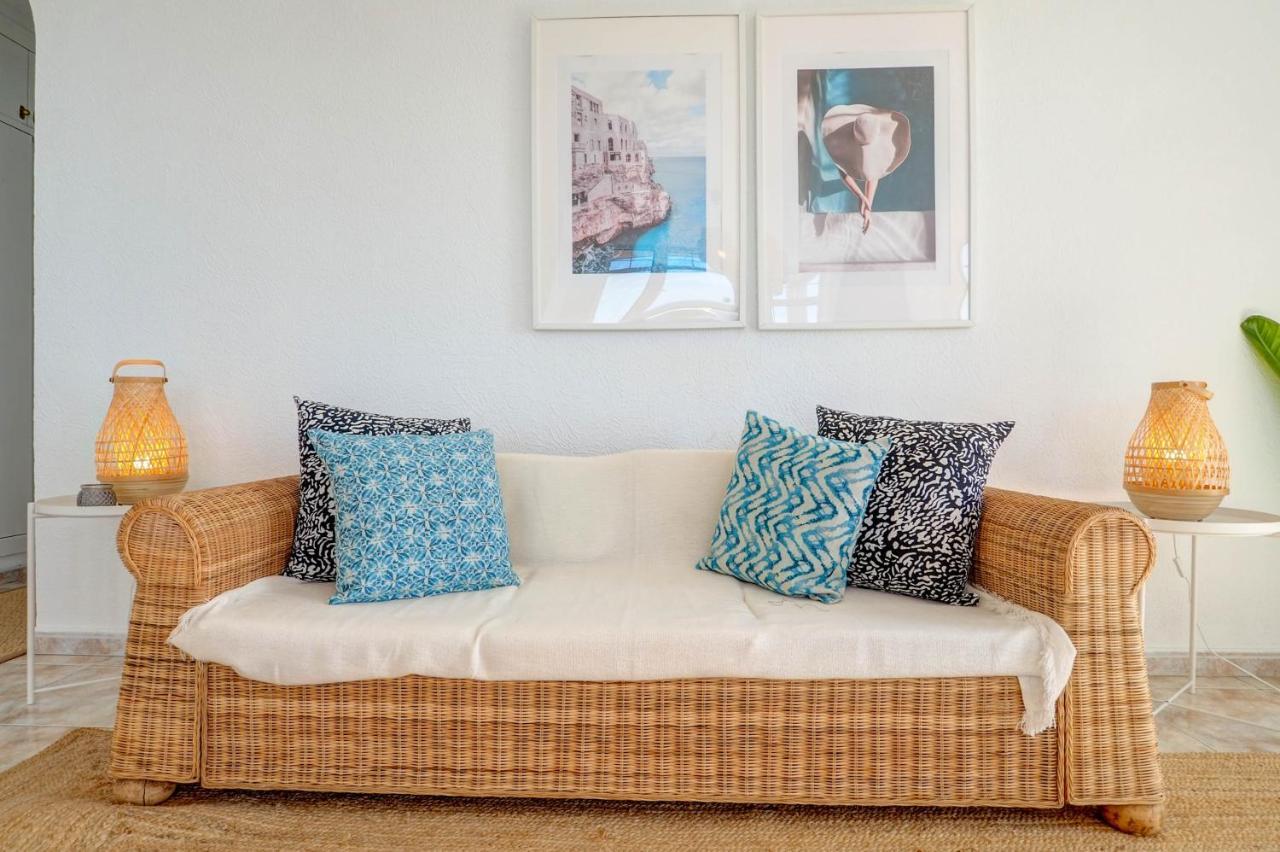 Malvasia & Lotus With Sea Views By Hello Homes *