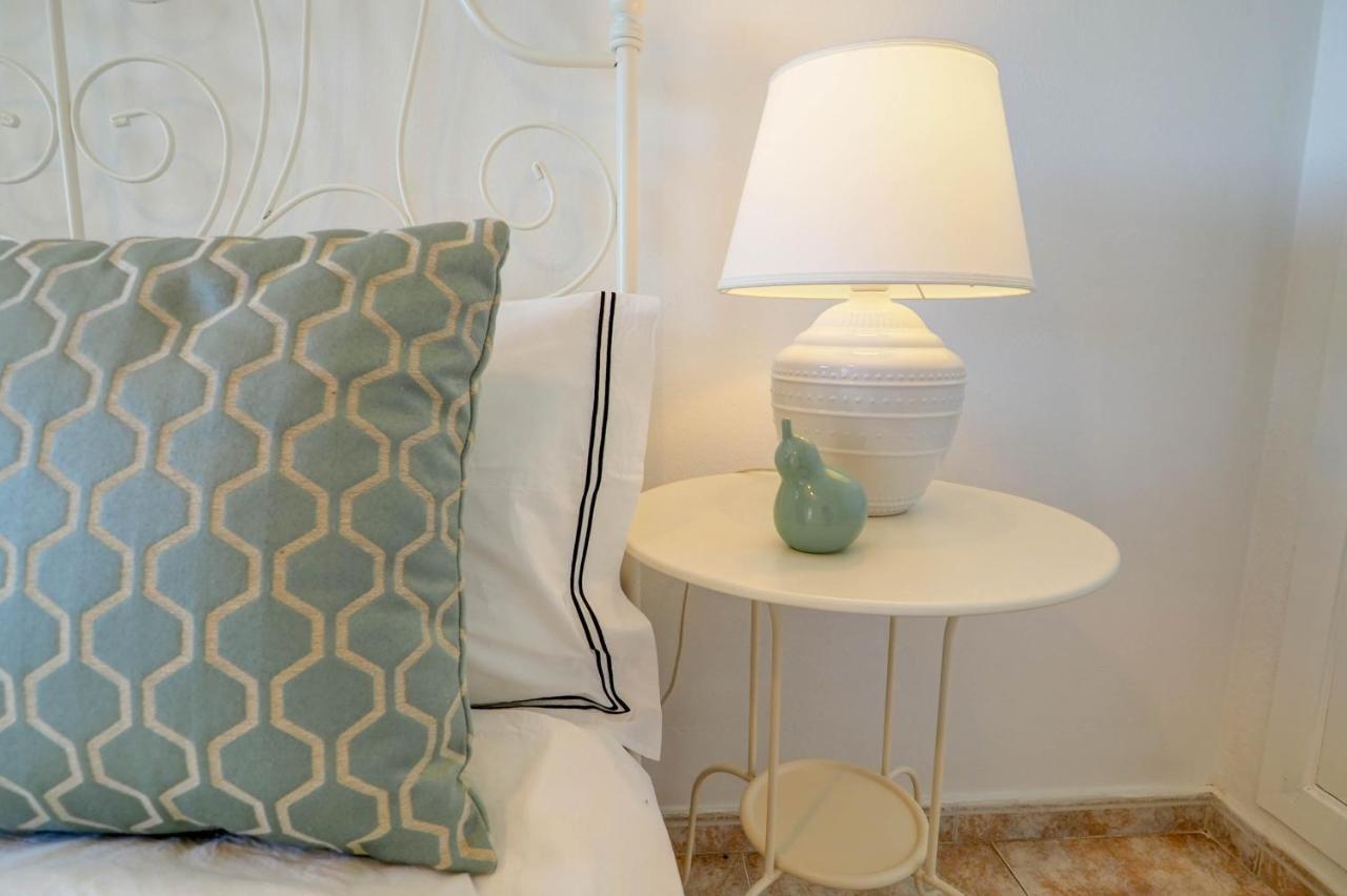 Malvasia & Lotus With Sea Views By Hello Homes