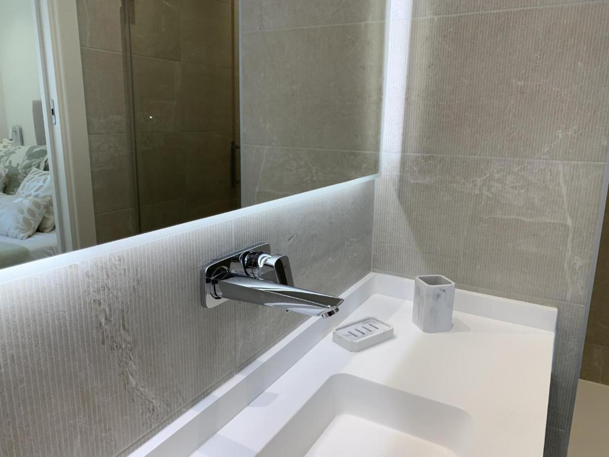Appartement Spaces Oasis Suites- 4 Bedroom, 4 Ensuite Bathrooms, Terrace, Pool, Centre Sitges