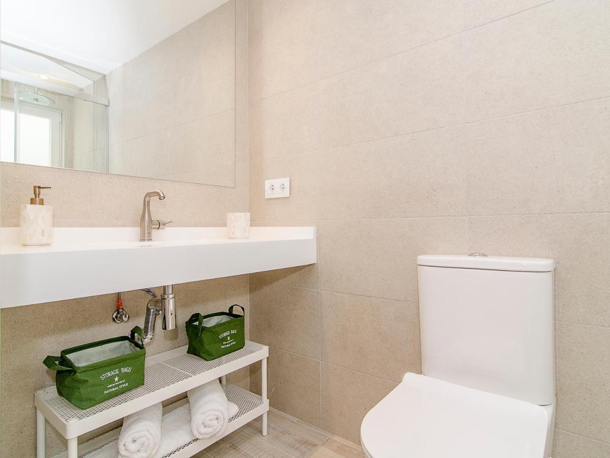 Spaces Oasis Suites- 4 Bedroom, 4 Ensuite Bathrooms, Terrace, Pool, Centre