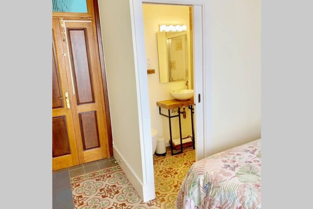 Apartment Cozy Studio With Balcony In The Best Place Sitges