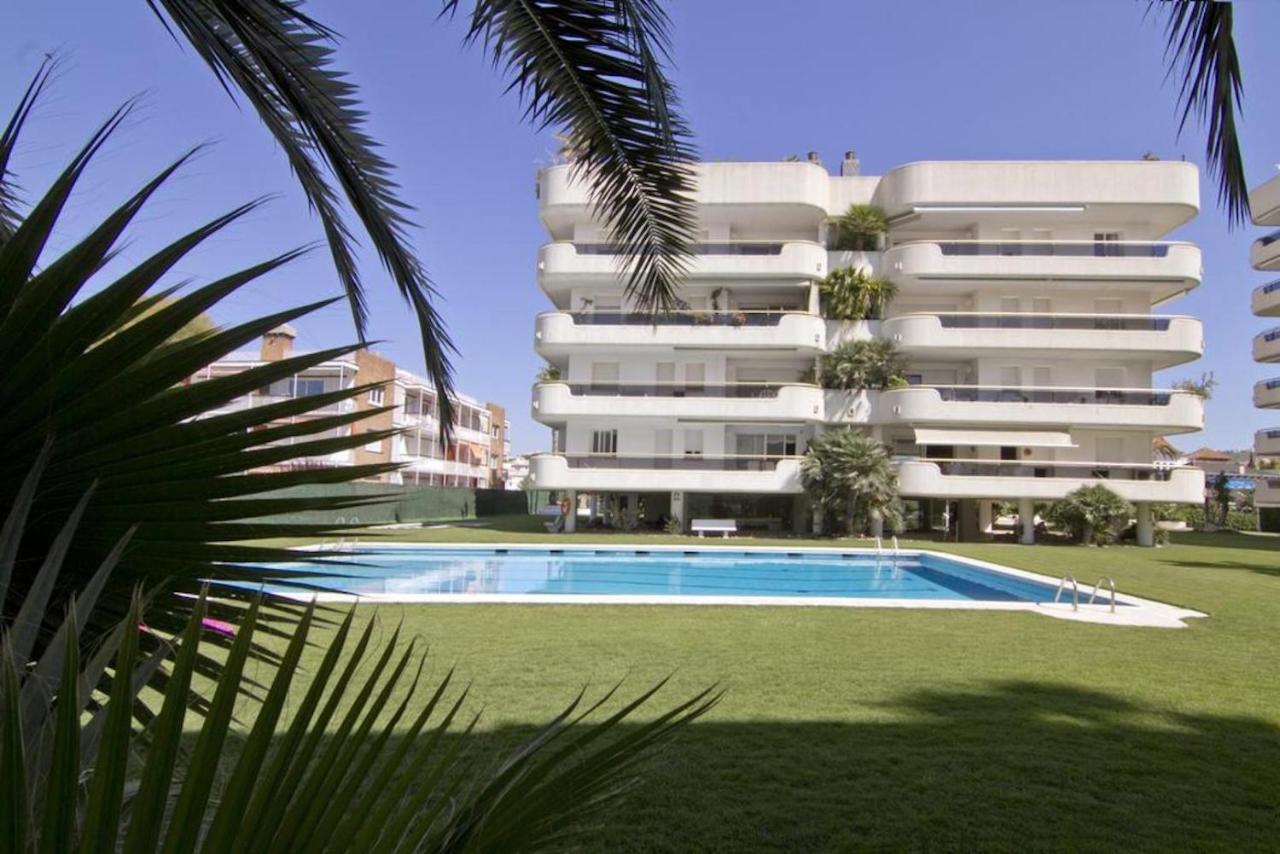 Pool & Sea Terrace Luxury, Comfort, Unbeatable Location