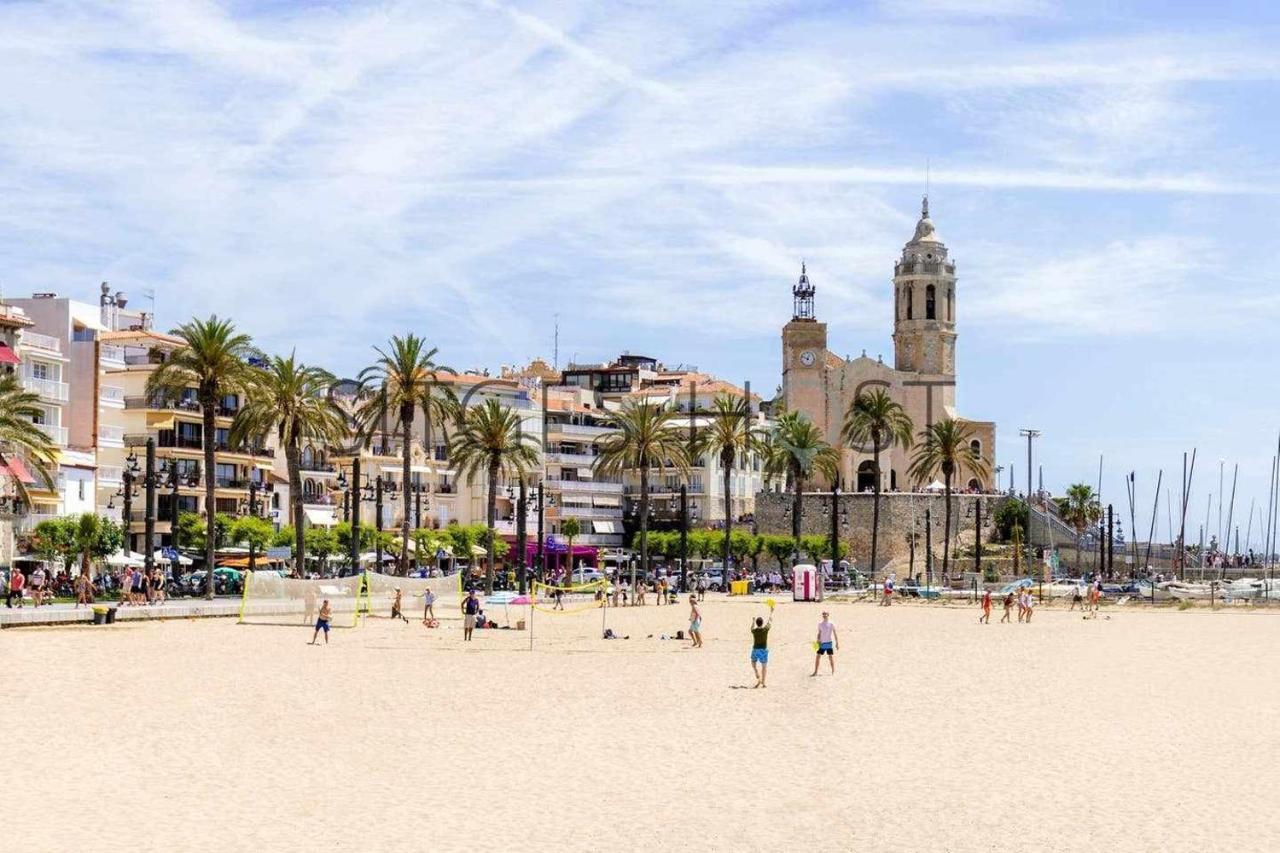 A 20 Metros De La Playa
