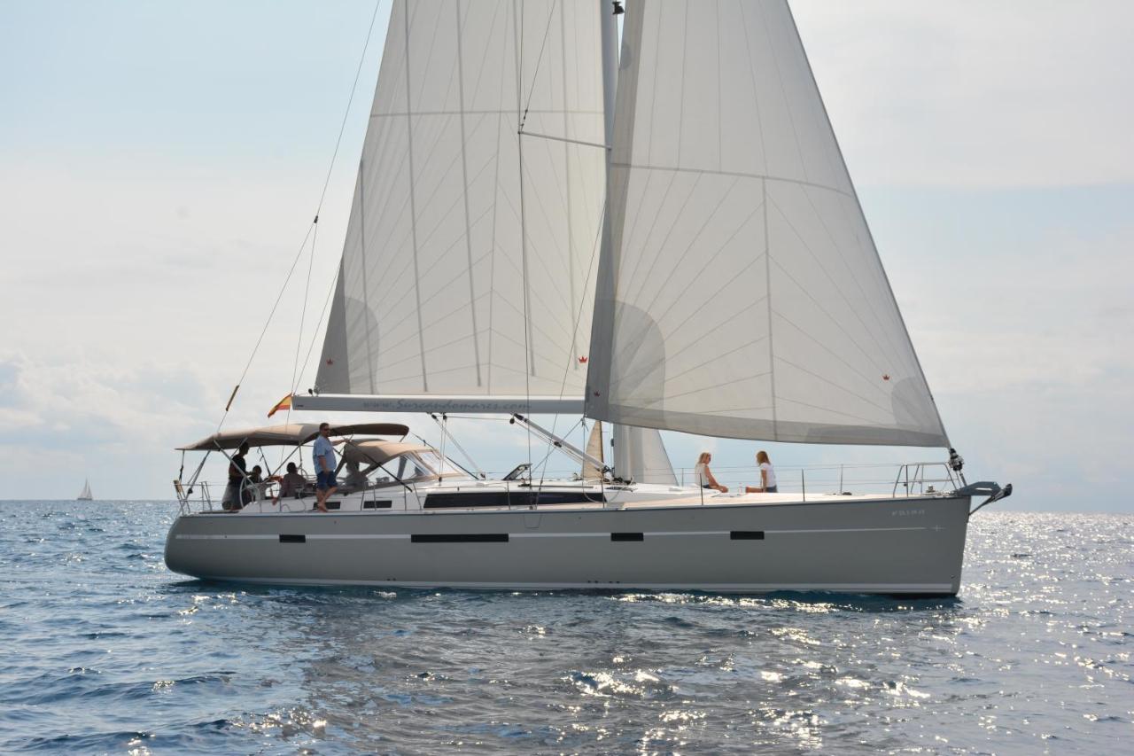 Botel Bavaria 56 / Velero