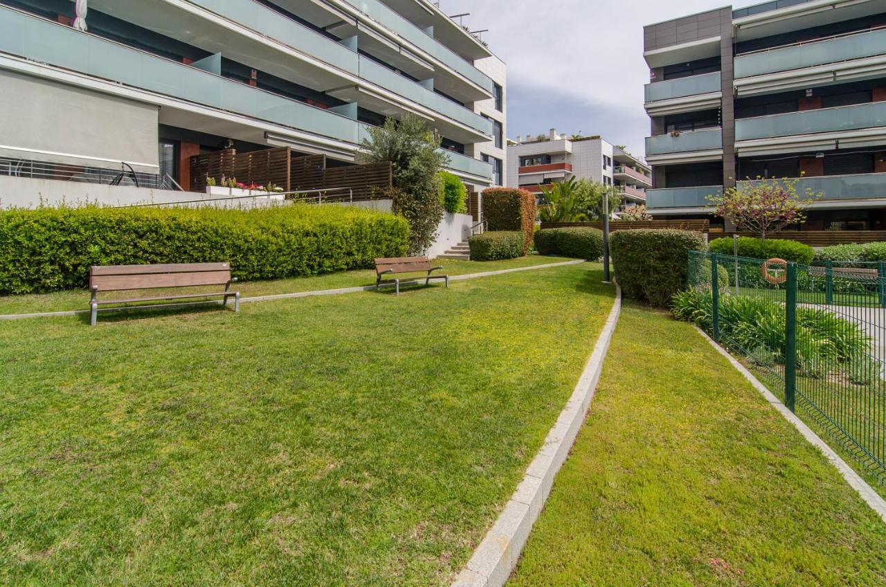 Spaces Garden Paradise 3 Bedroom, 3 Bathroom, Huge Private Garden-terrace, Pool- Sleeps Up To 8 * Sitges