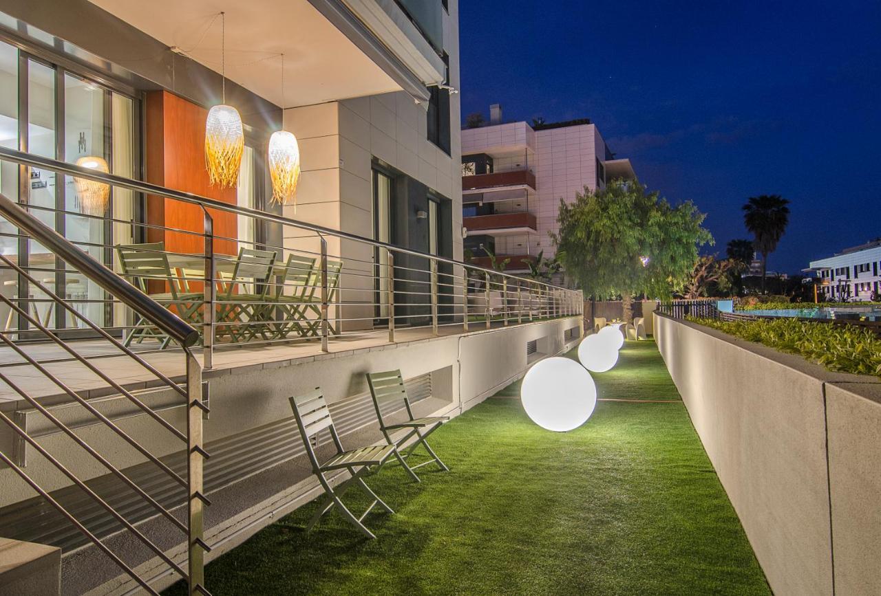 Spaces Garden Paradise 3 Bedroom, 3 Bathroom, Huge Private Garden-terrace, Pool- Sleeps Up To 8