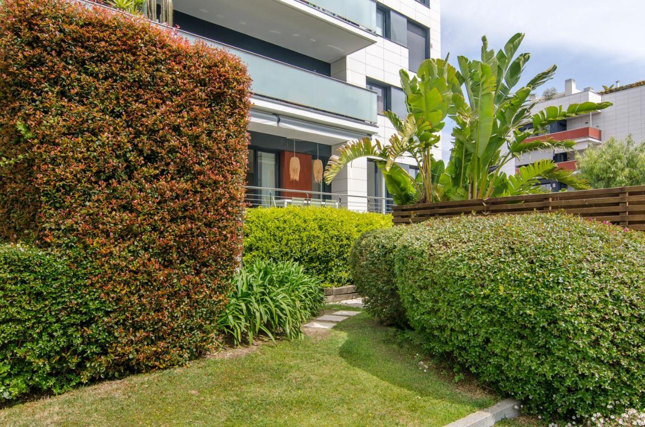 Spaces Garden Paradise 3 Bedroom, 3 Bathroom, Huge Private Garden-terrace, Pool- Sleeps Up To 8 Sitges