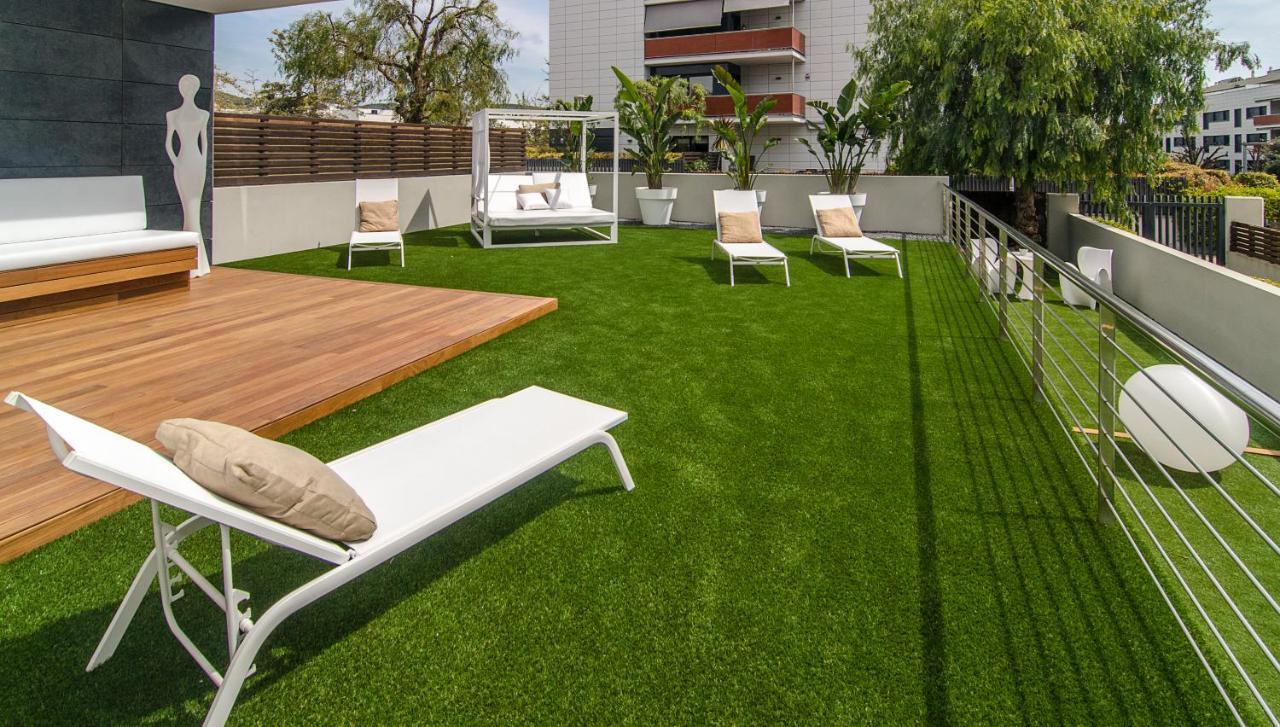 Spaces Garden Paradise 3 Bedroom, 3 Bathroom, Huge Private Garden-terrace, Pool- Sleeps Up To 8 * Sitges