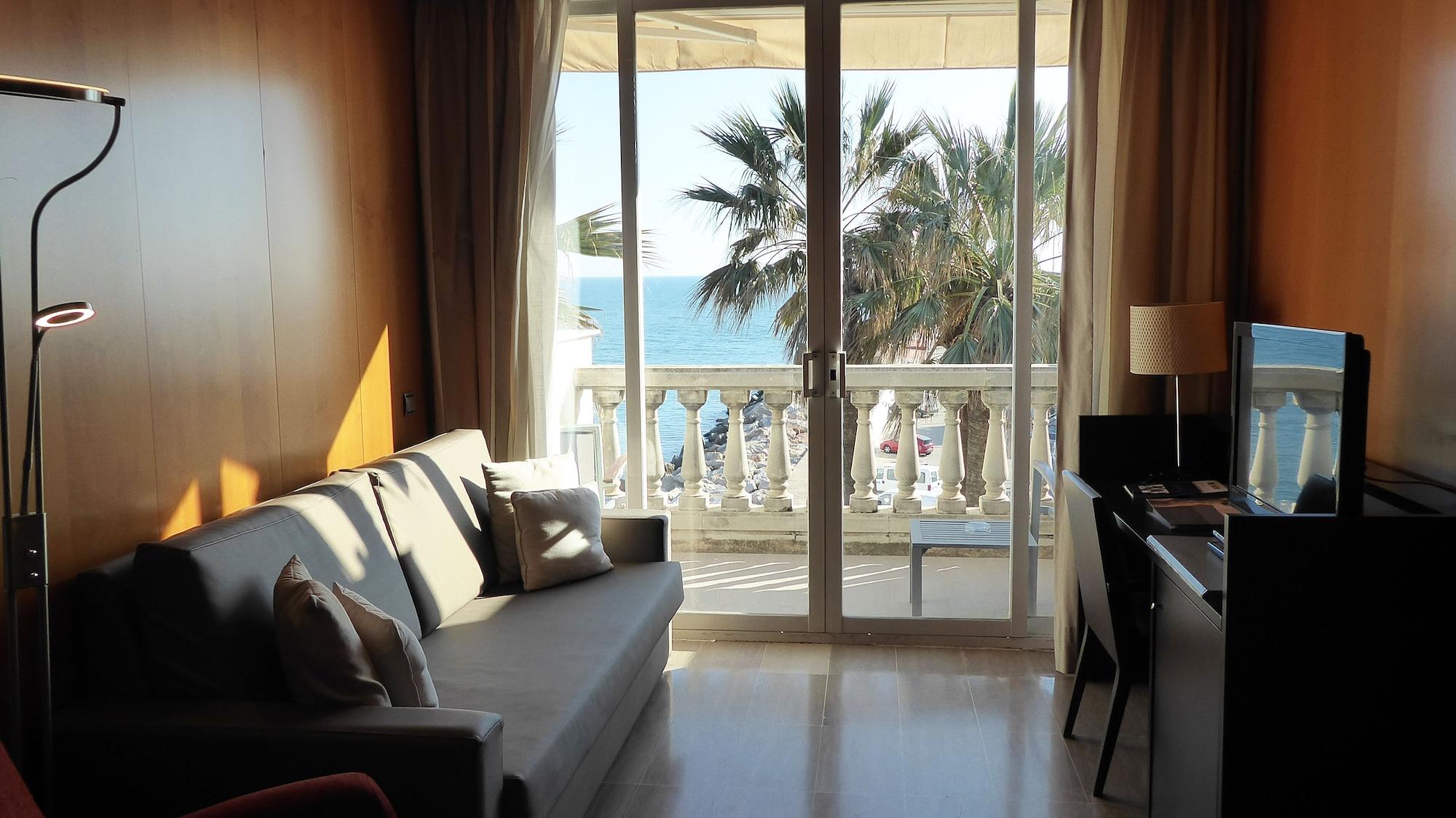 Estela Barcelona 4*