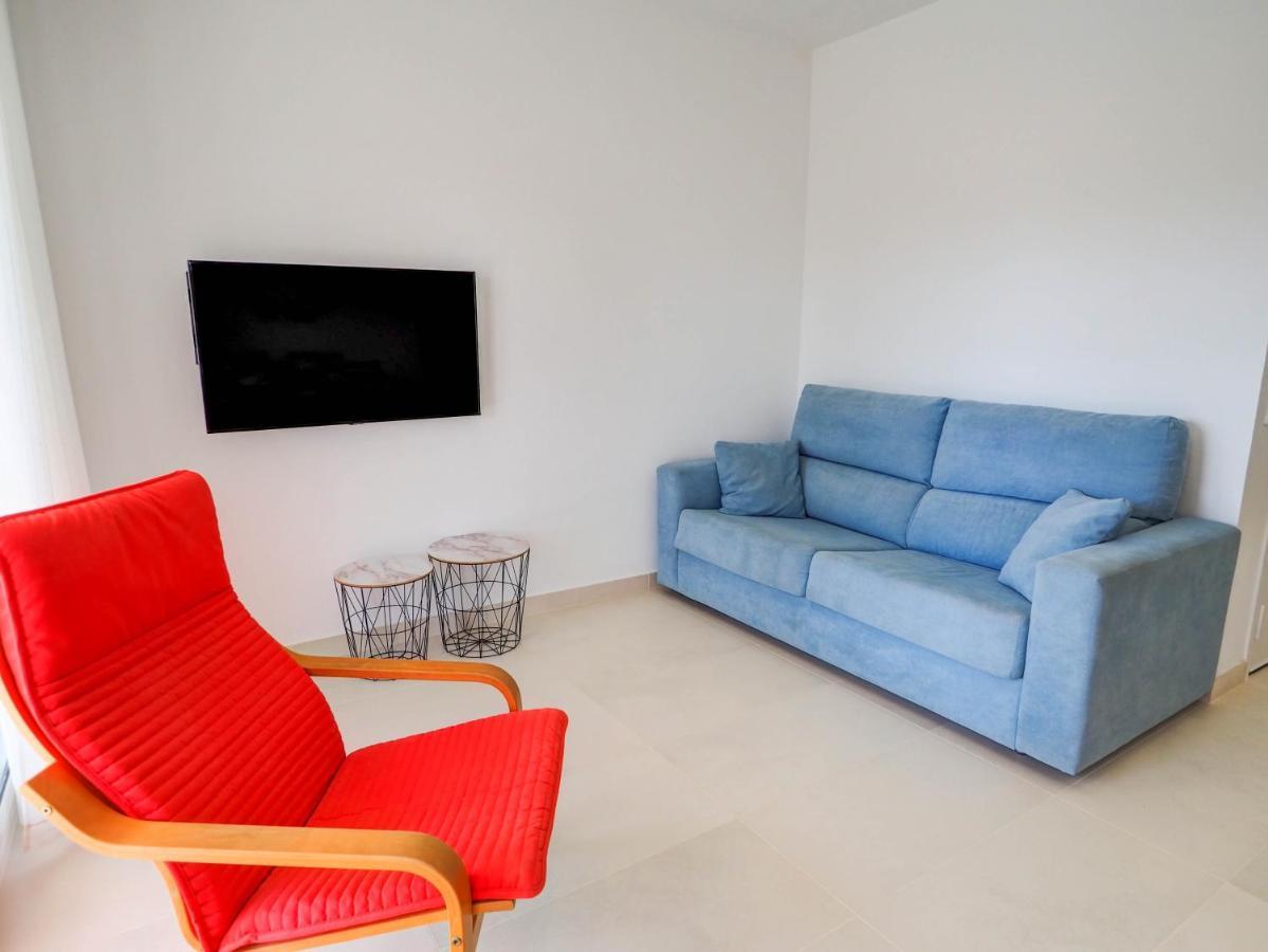 With Pool Near By Hello Homes Apartamento *