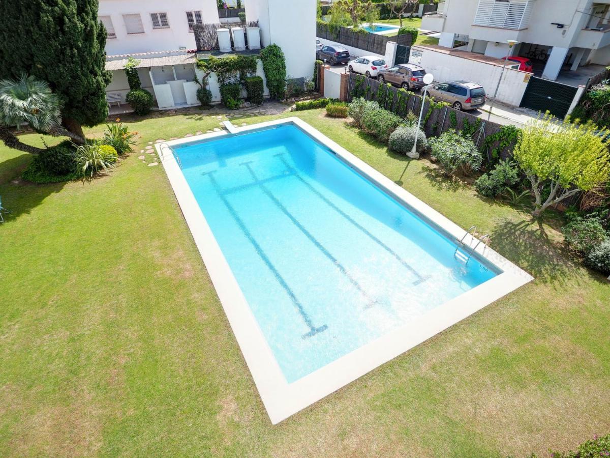Apartamento With Pool Near By Hello Homes *