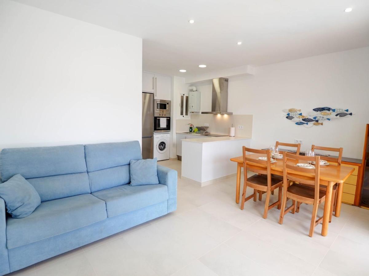 Apartamento With Pool Near By Hello Homes