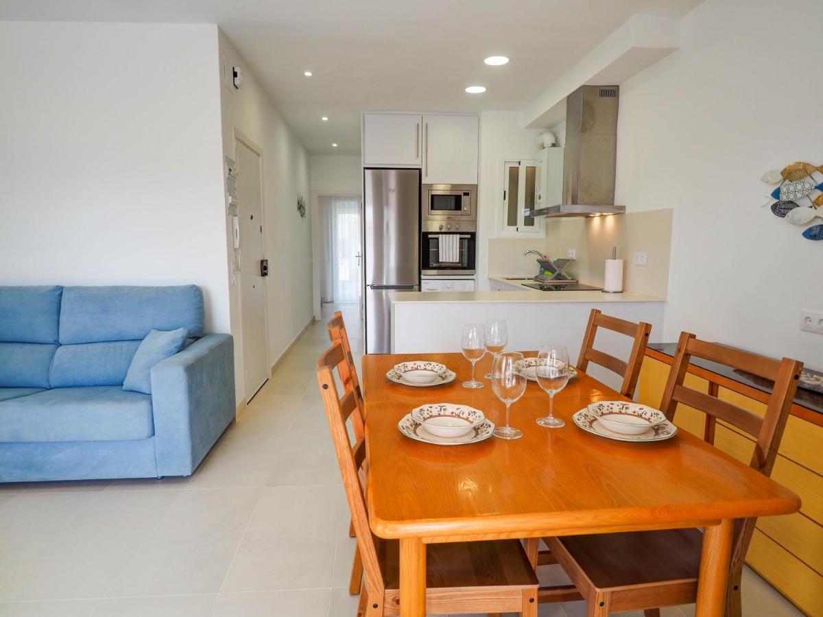 Apartamento With Pool Near By Hello Homes