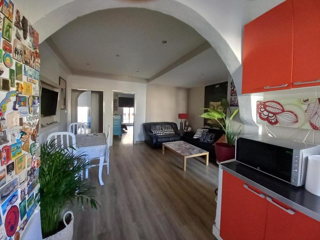 Mediterranean Flat In The Centre Of Apartment Sitges