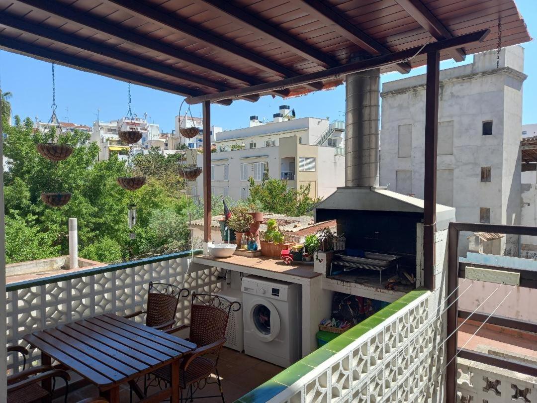 Mediterranean Flat In The Centre Of * Sitges