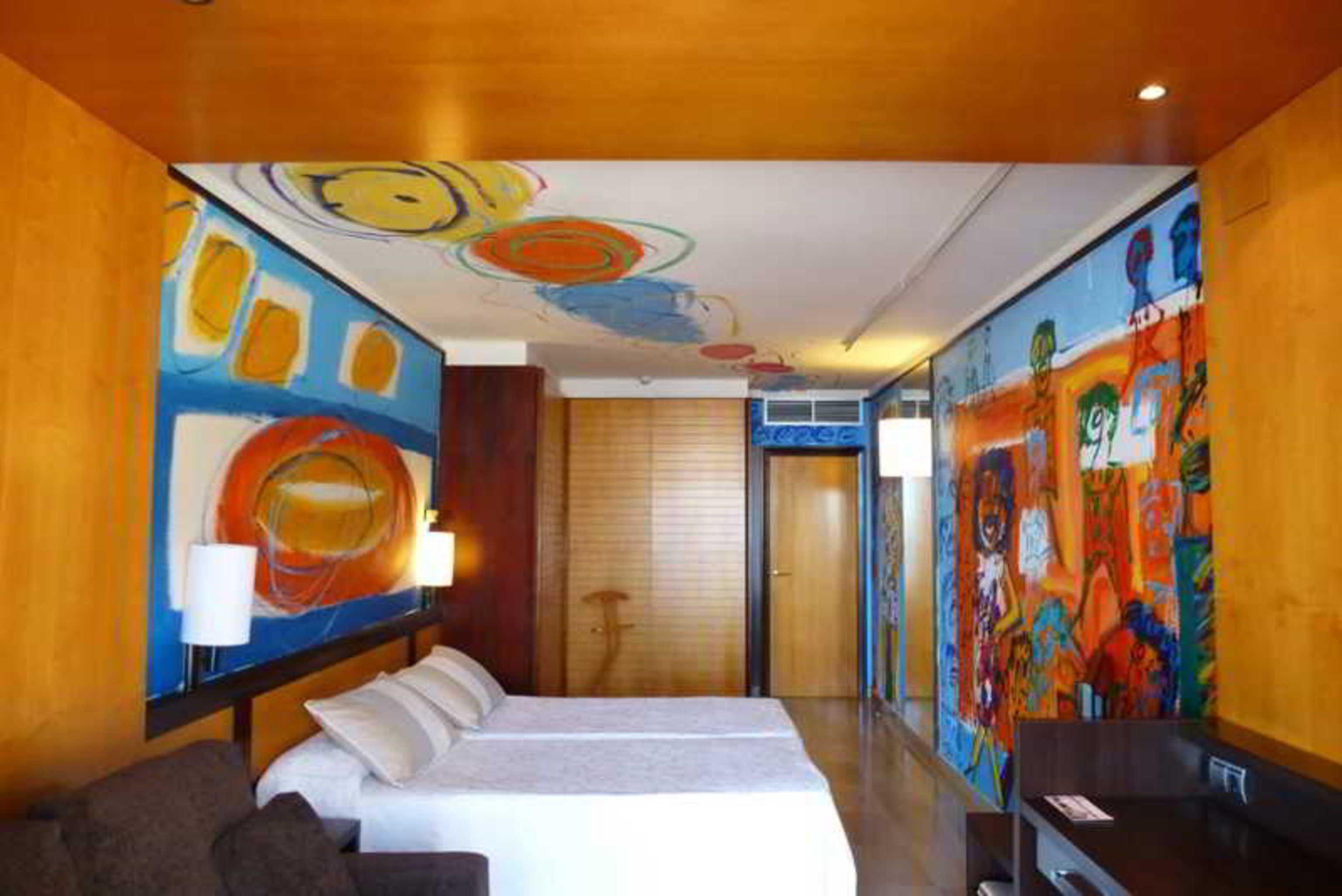 Estela Barcelona Hotel 4*