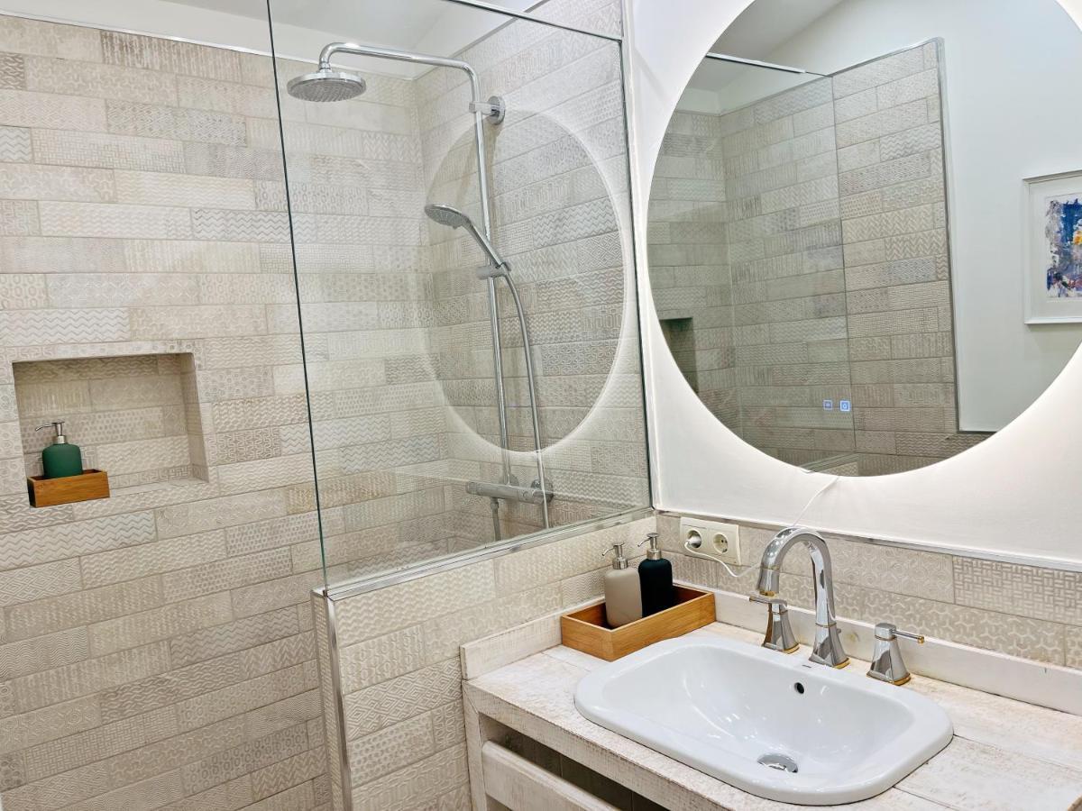 Cheerful Townhouse Center 5 Bedrooms Pool And Terrace Ferienhaus *