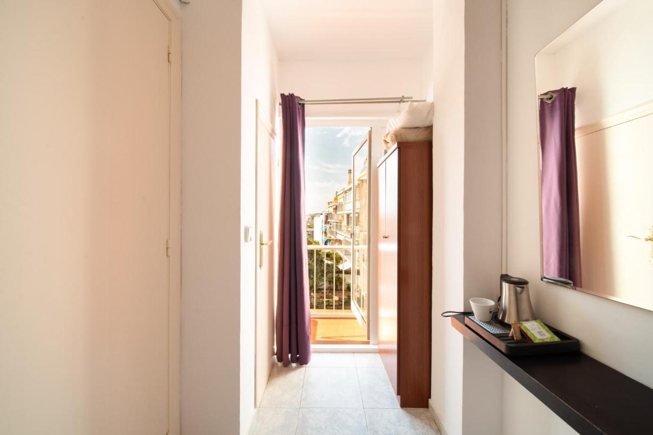 Sitges Beach Hostal Guest house *