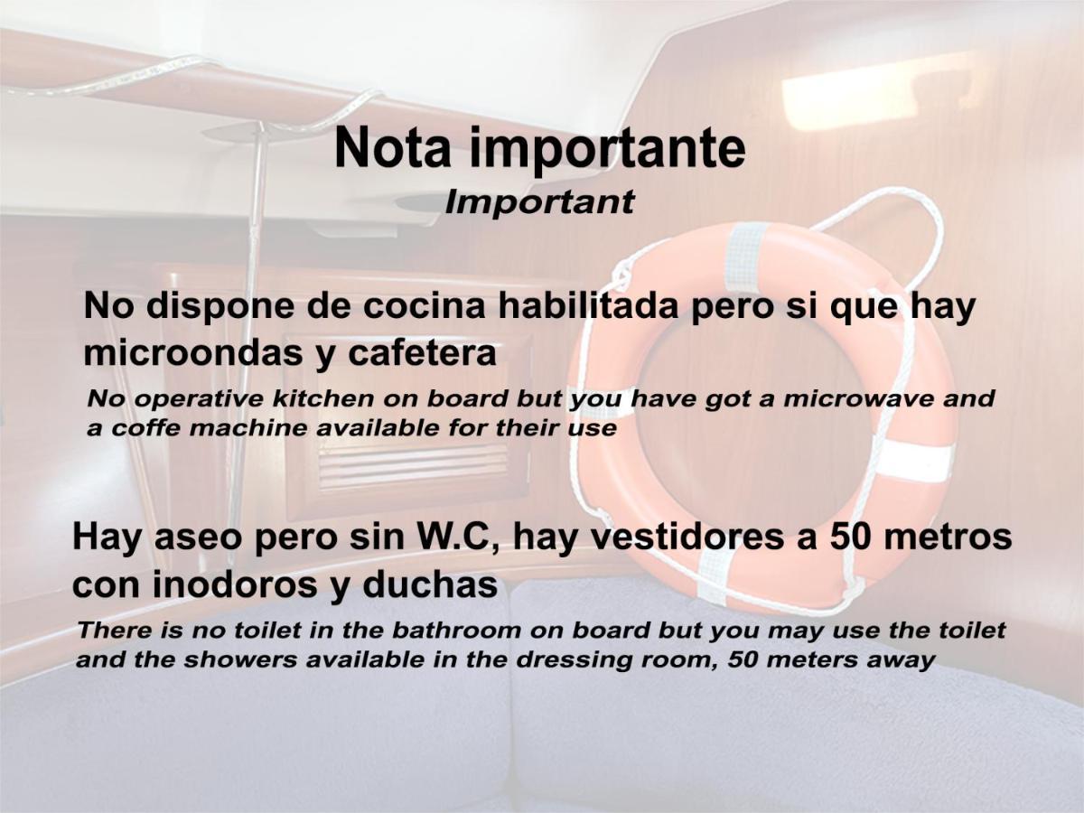 Hotel en barco Barco En *