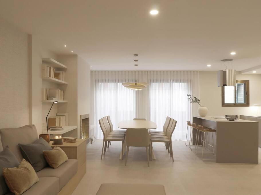 Spaces Bonaire * Sitges