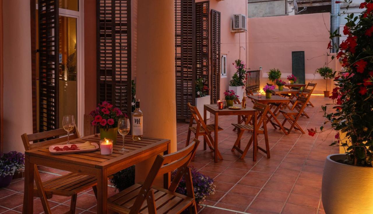 Antonios Guest house *
