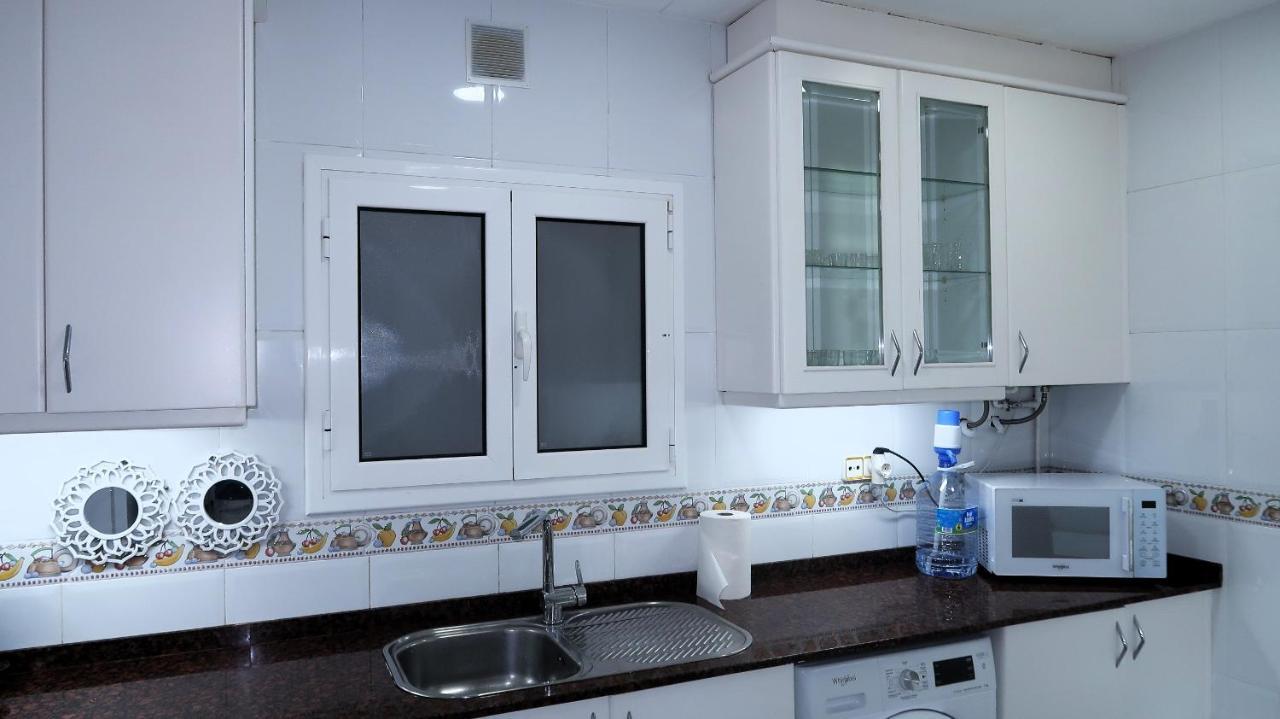 Apartment Entire , 2 Bedrooms Newly Remodeled Center Barcelona Sitges