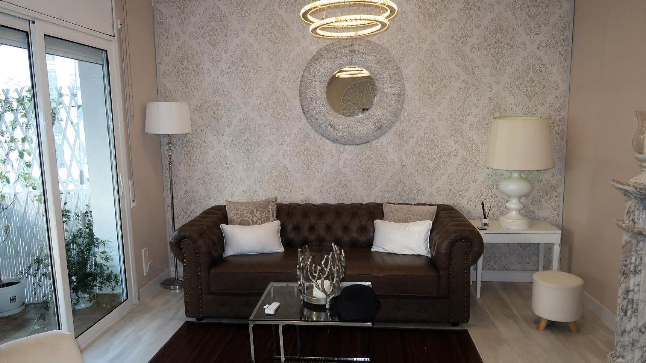 Apartment Entire , 2 Bedrooms Newly Remodeled Center Barcelona Sitges