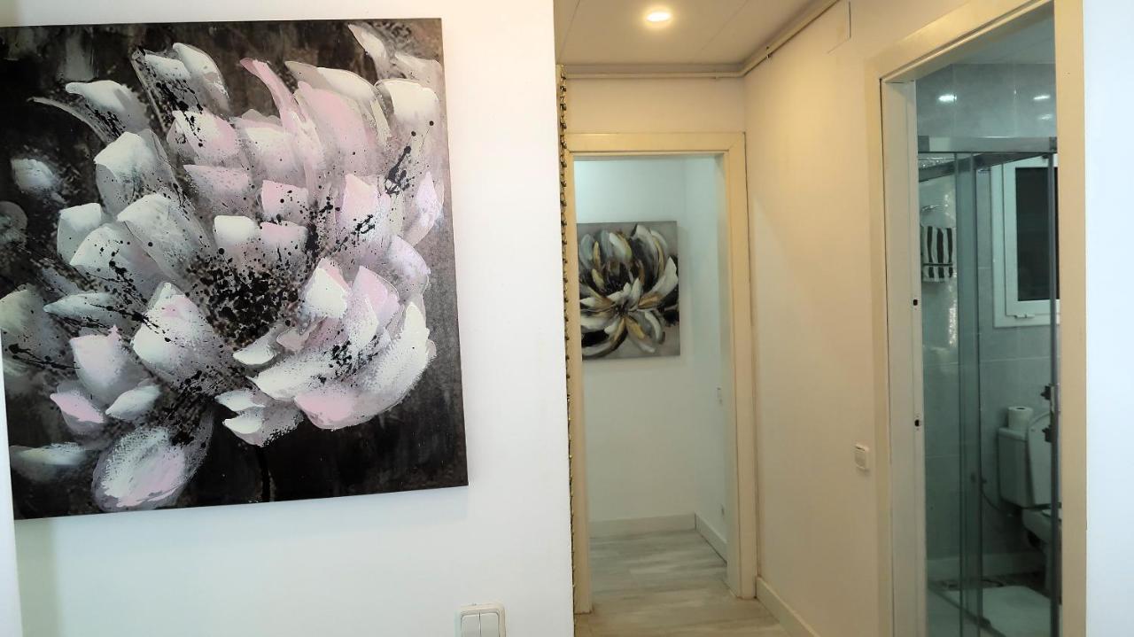 Apartment Entire , 2 Bedrooms Newly Remodeled Center Barcelona
