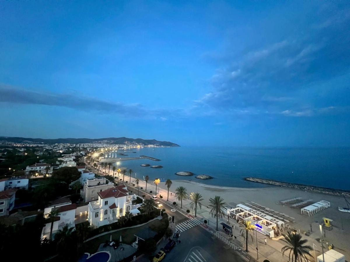 Apartment Entire , 2 Bedrooms Newly Remodeled Center Barcelona Sitges