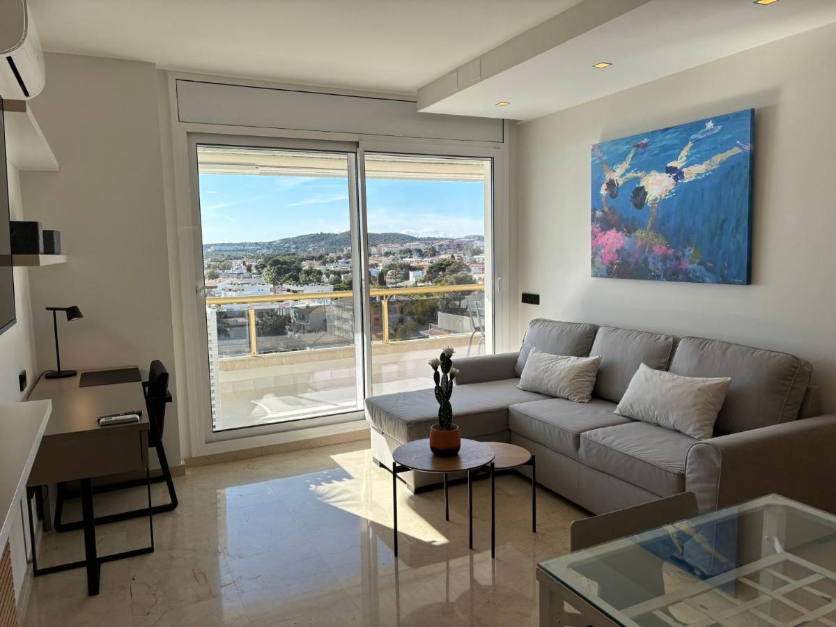 Aparthotel Mediterraneo 4*