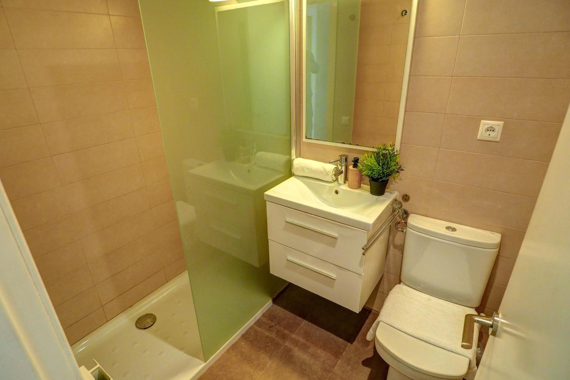 Benet By Hello Homes *