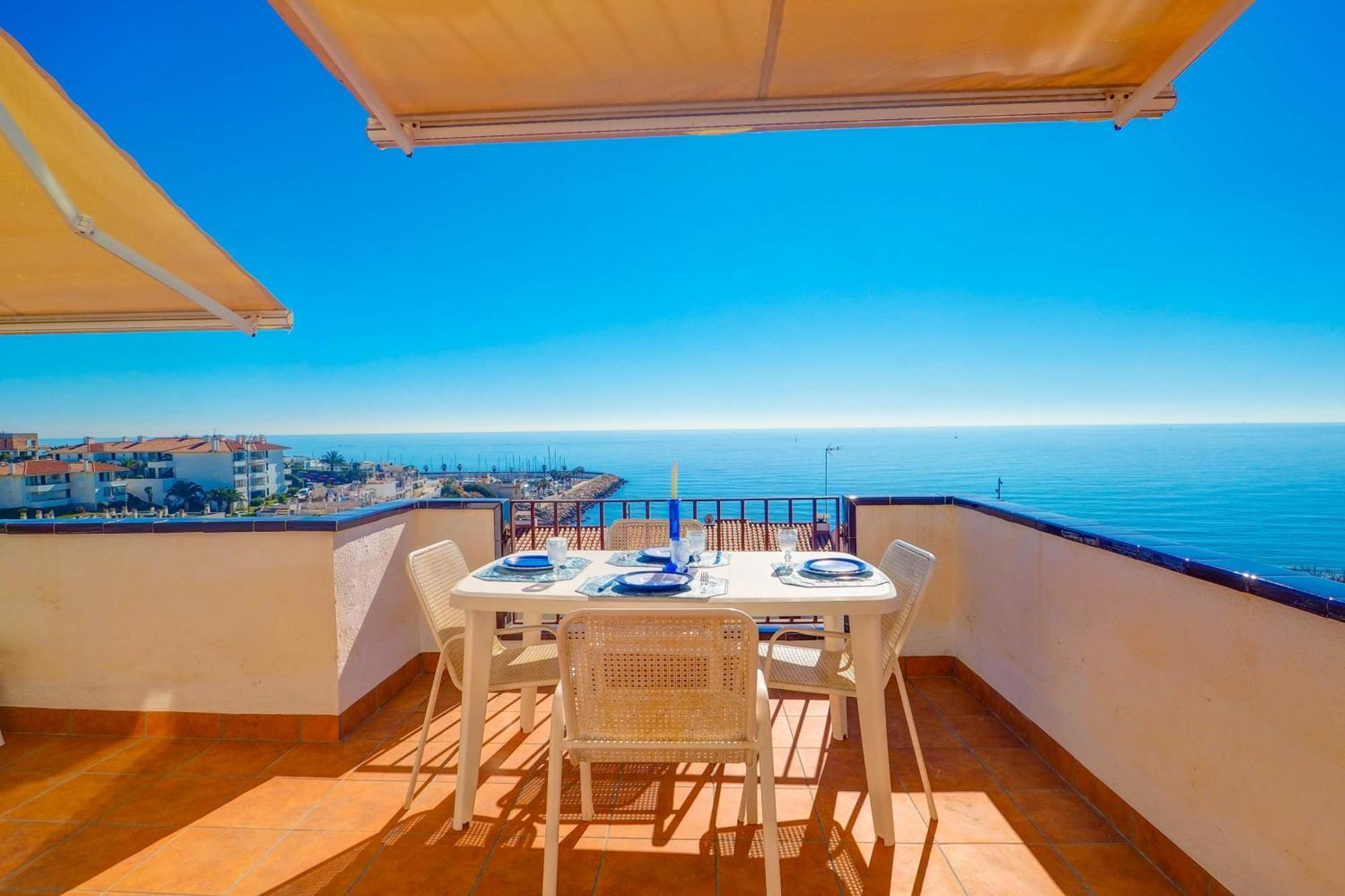 Amazing Seaview By Hello Homes