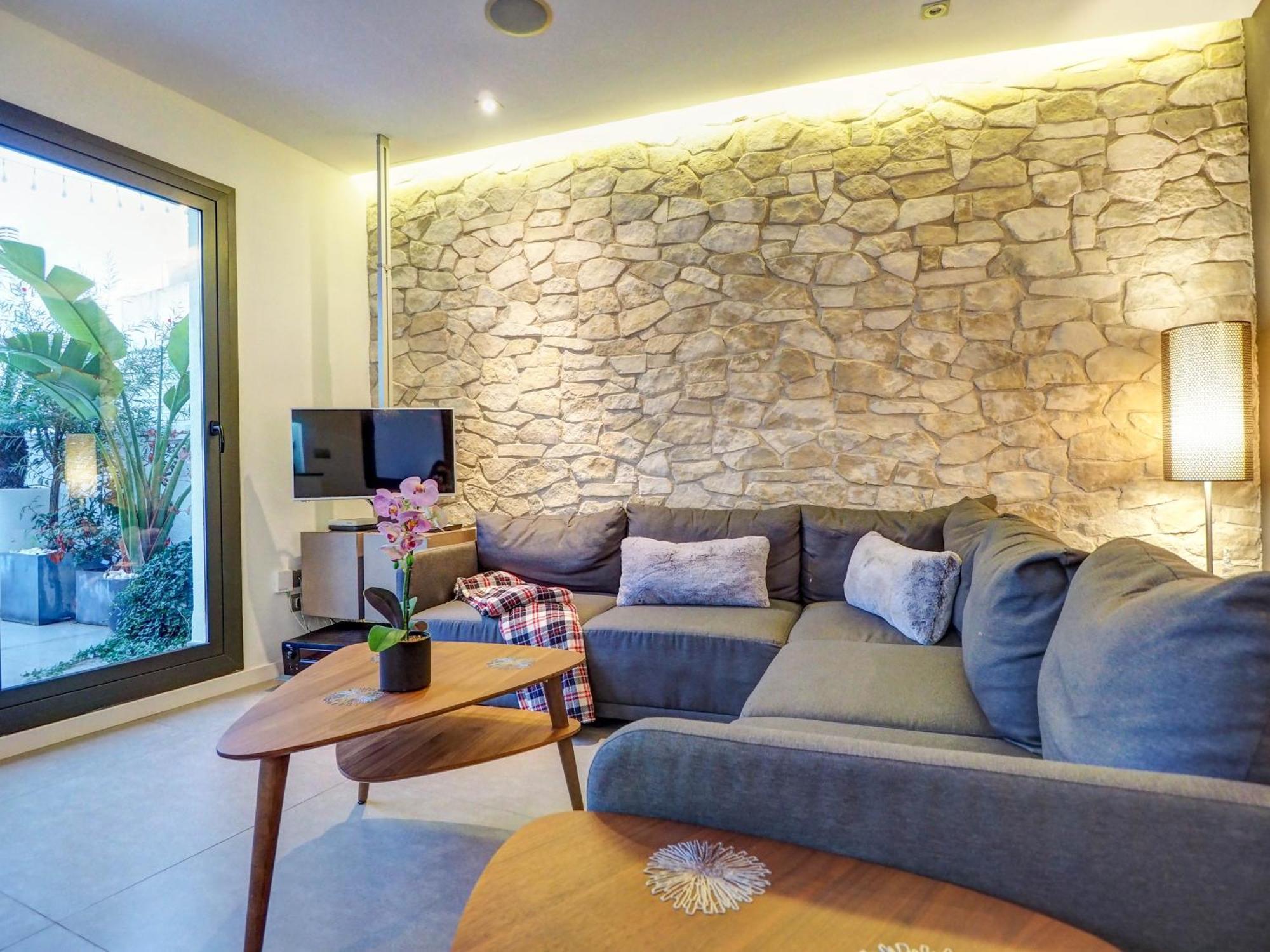 Chic By Hello Homes