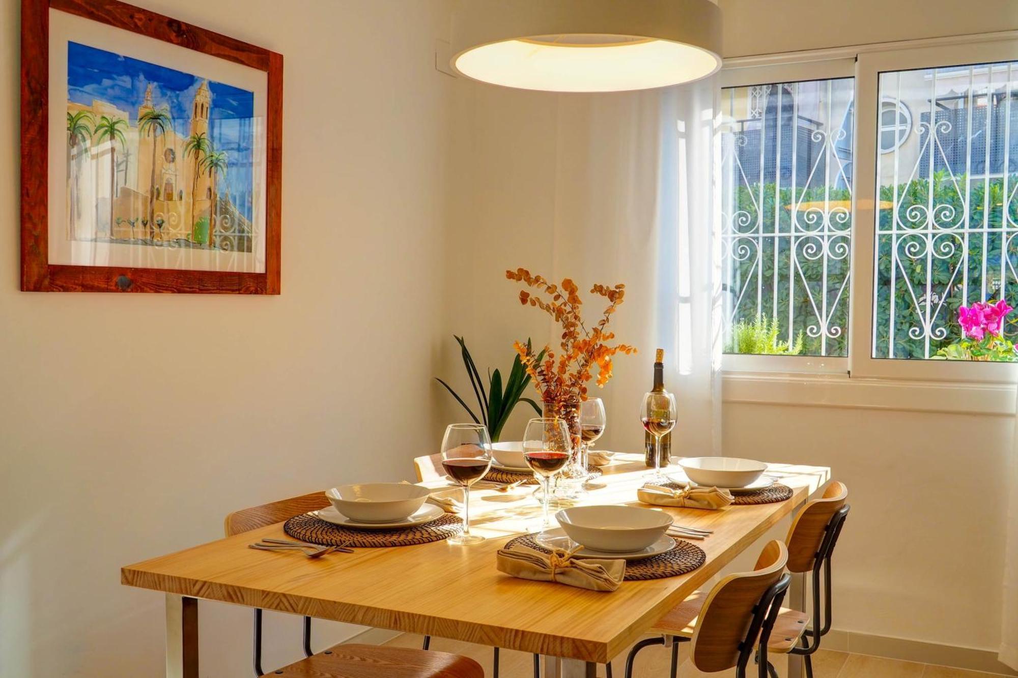 Apartamento Sebastian Patio By Hello Homes *