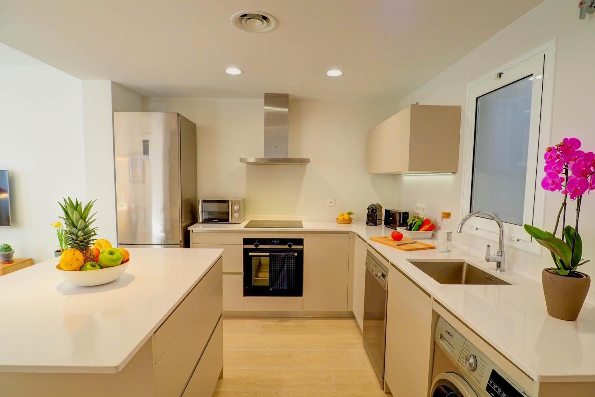 Apartamento Sebastian Patio By Hello Homes