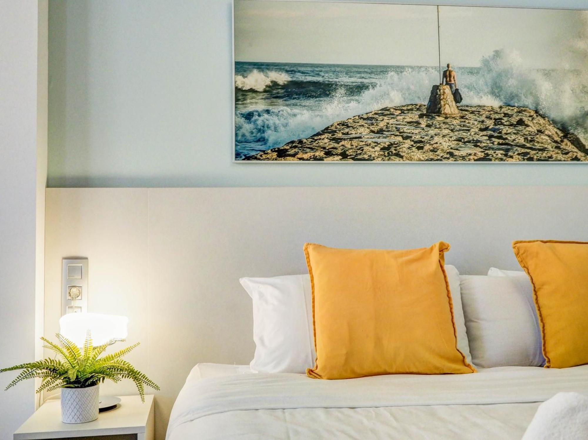The Oasis By Hello Homes *