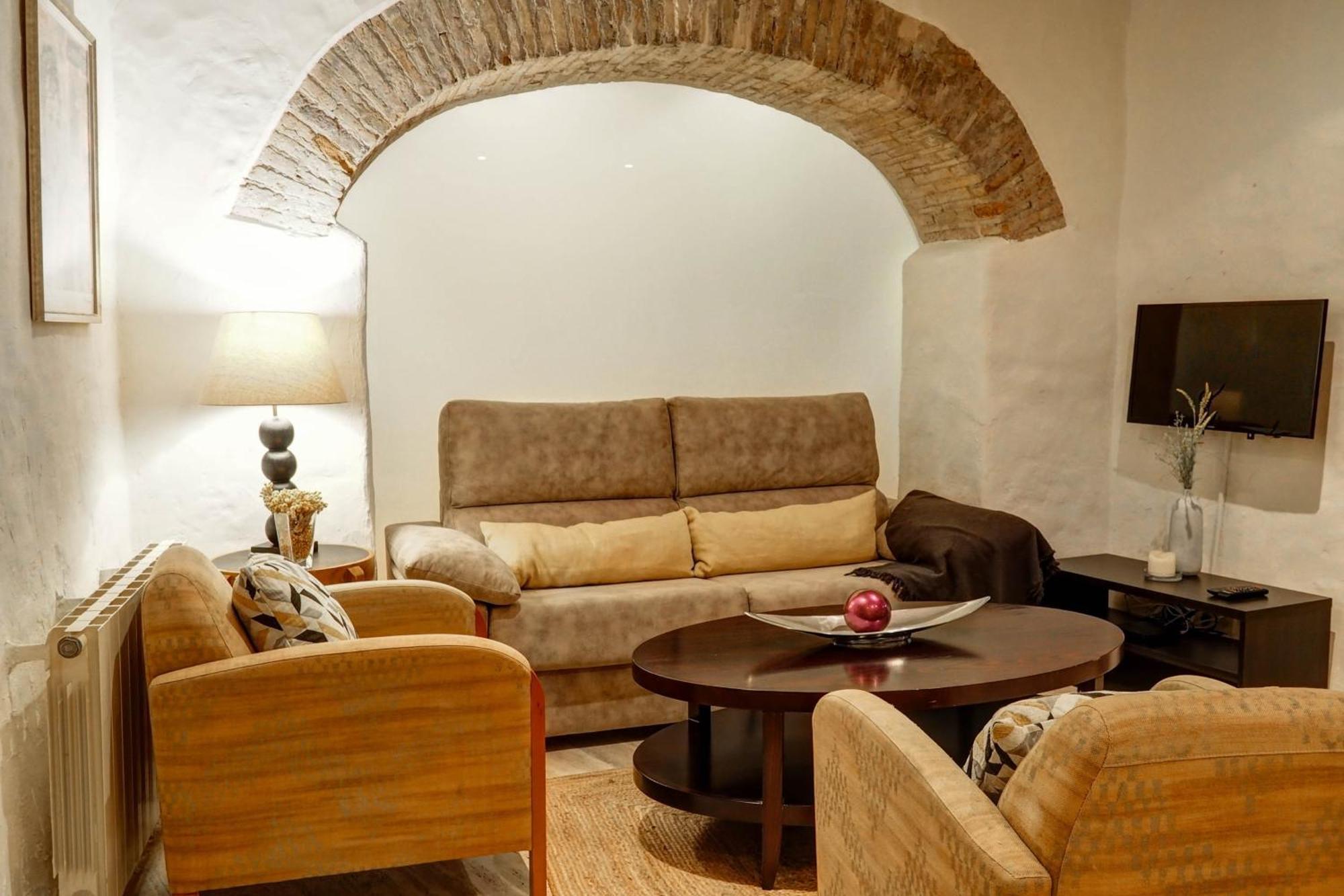Charming House By Hello Homes