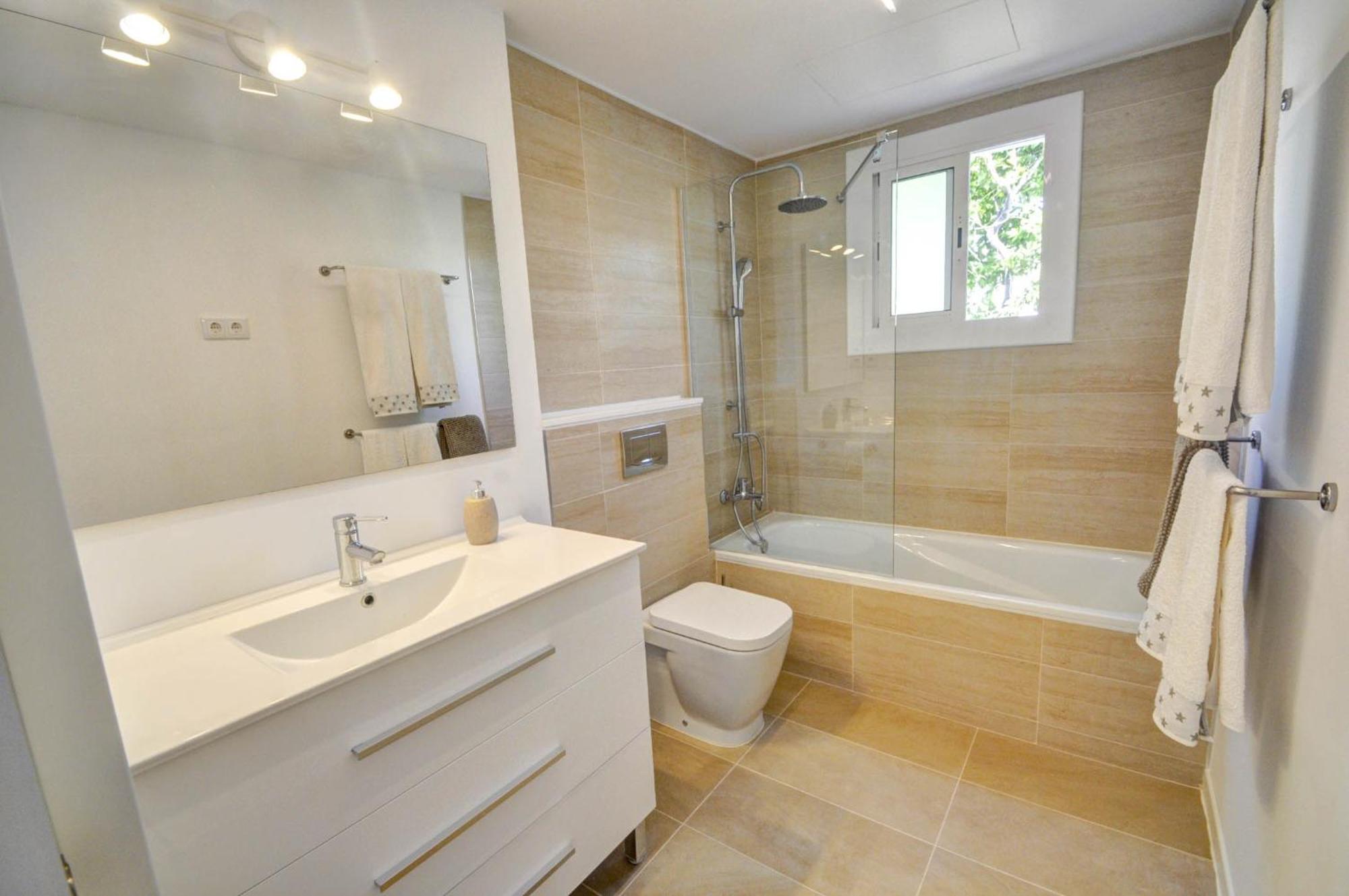 The Luxor By Hello Homes *