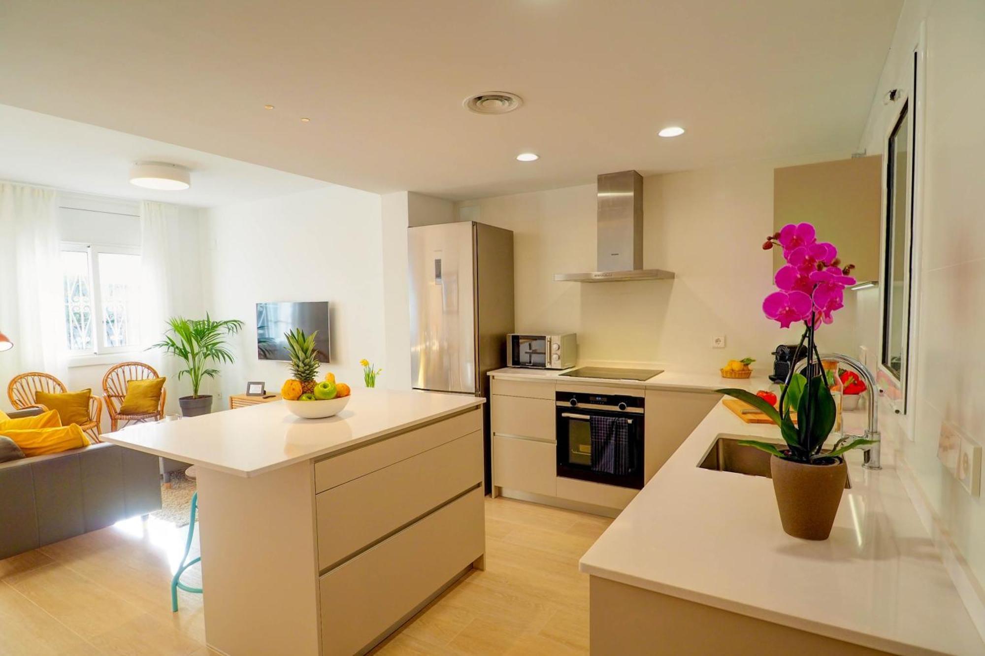 Apartamento Sebastian Patio By Hello Homes Sitges