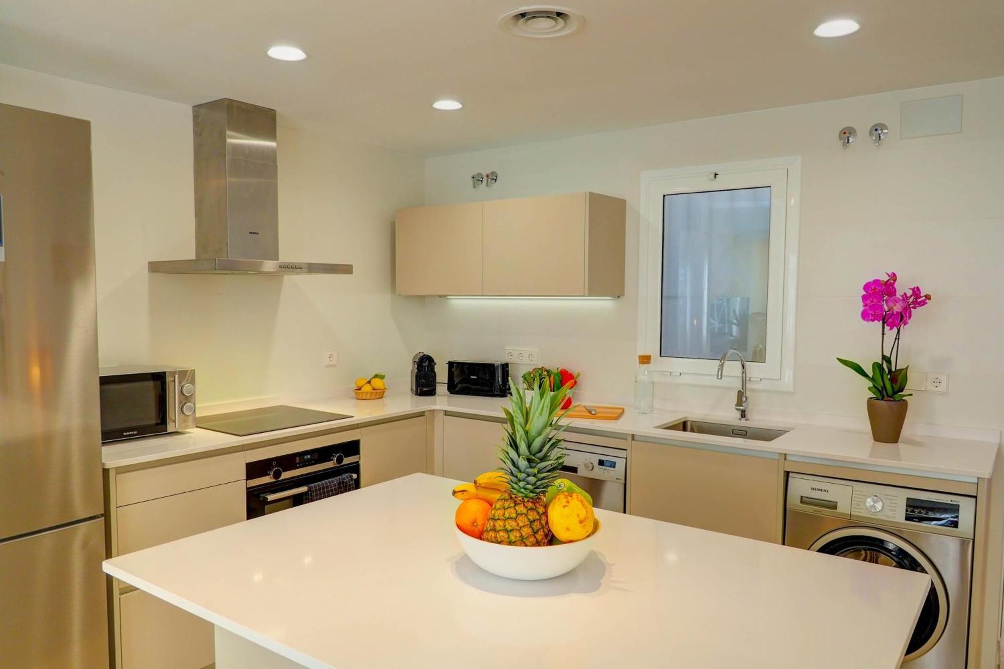 Apartamento Sebastian Patio By Hello Homes *