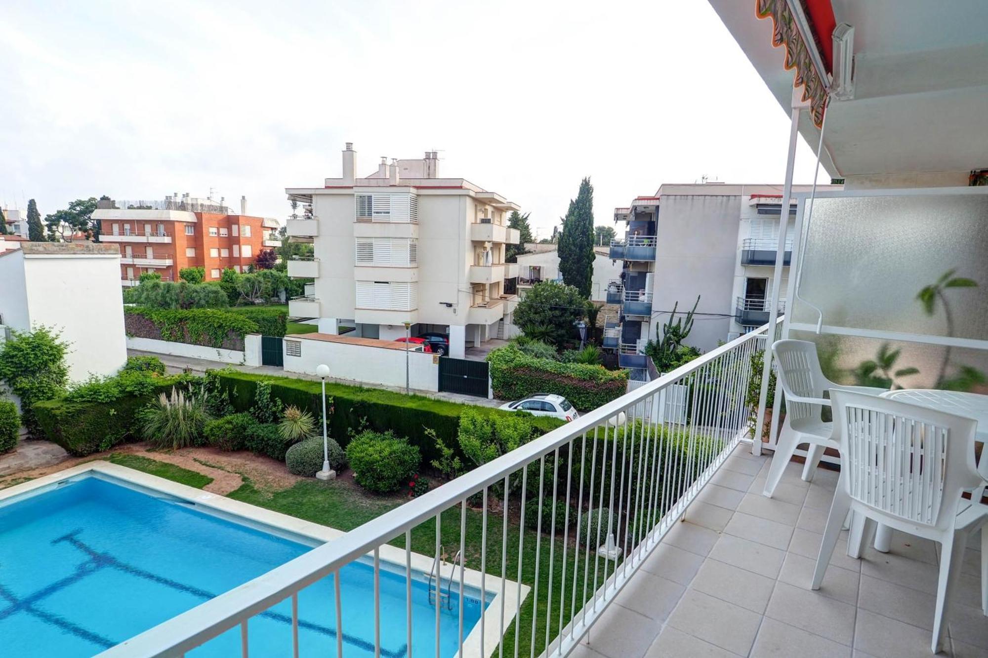 Apartamento With Pool Near By Hello Homes