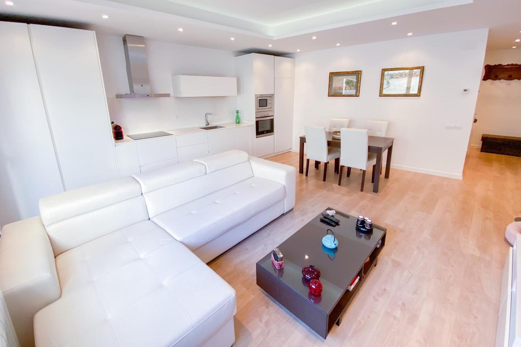 Anna & Thomas - Center Apartment *