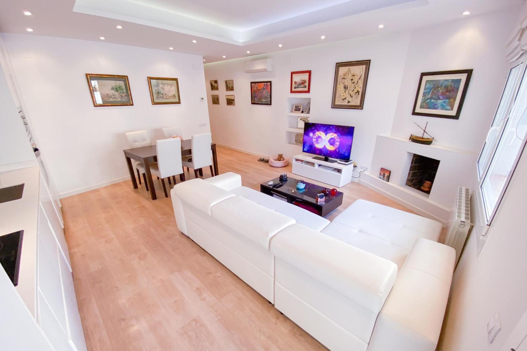 Anna & Thomas - Center Apartment Sitges