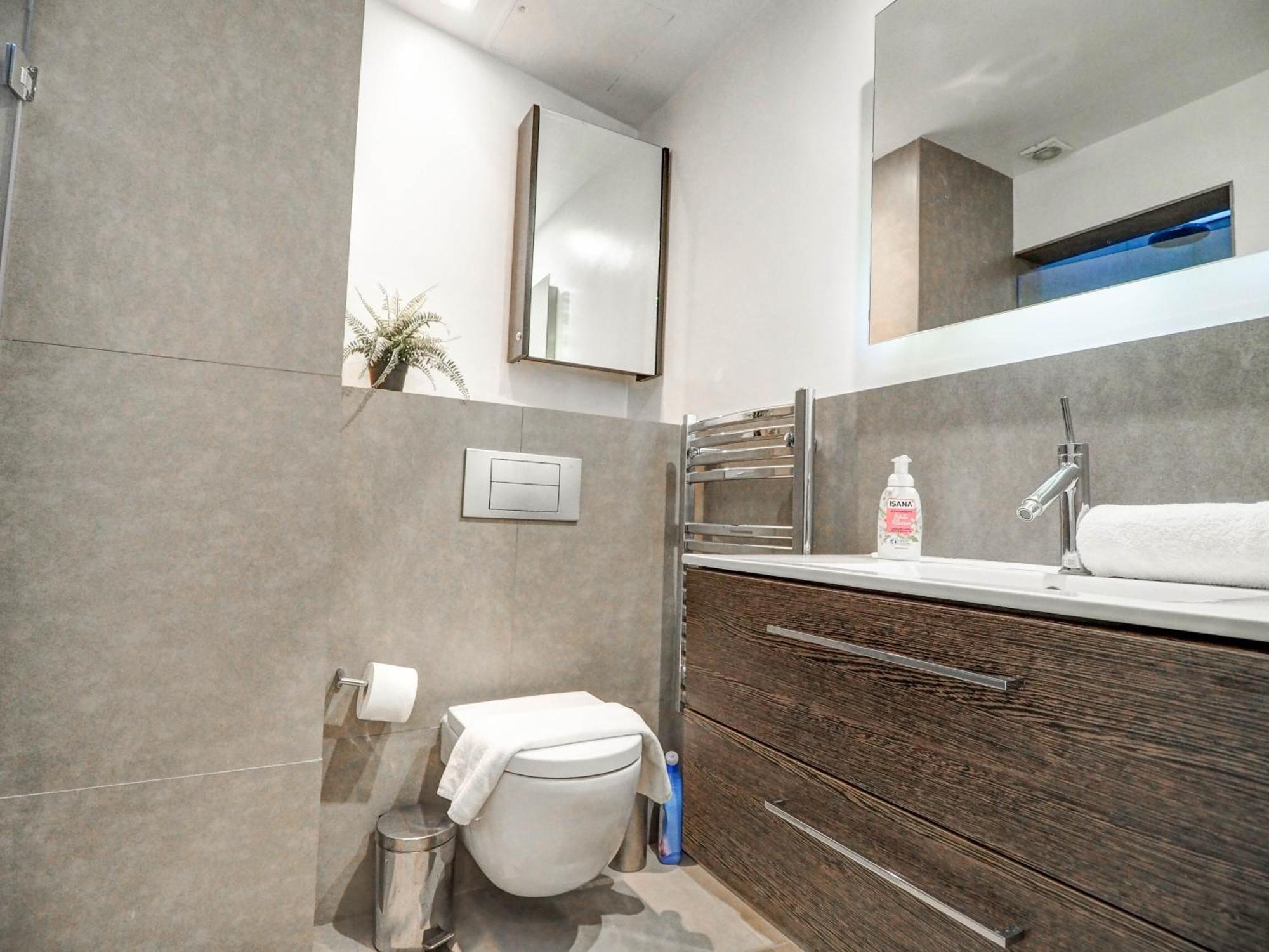 Chic By Hello Homes Sitges