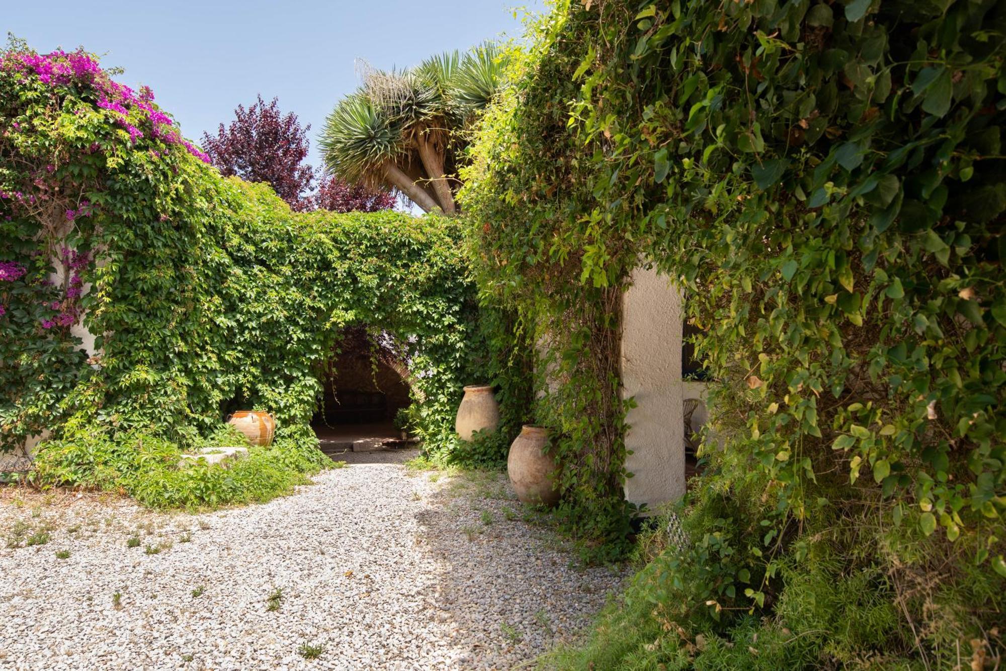 Masia Centenaria En Holiday home *