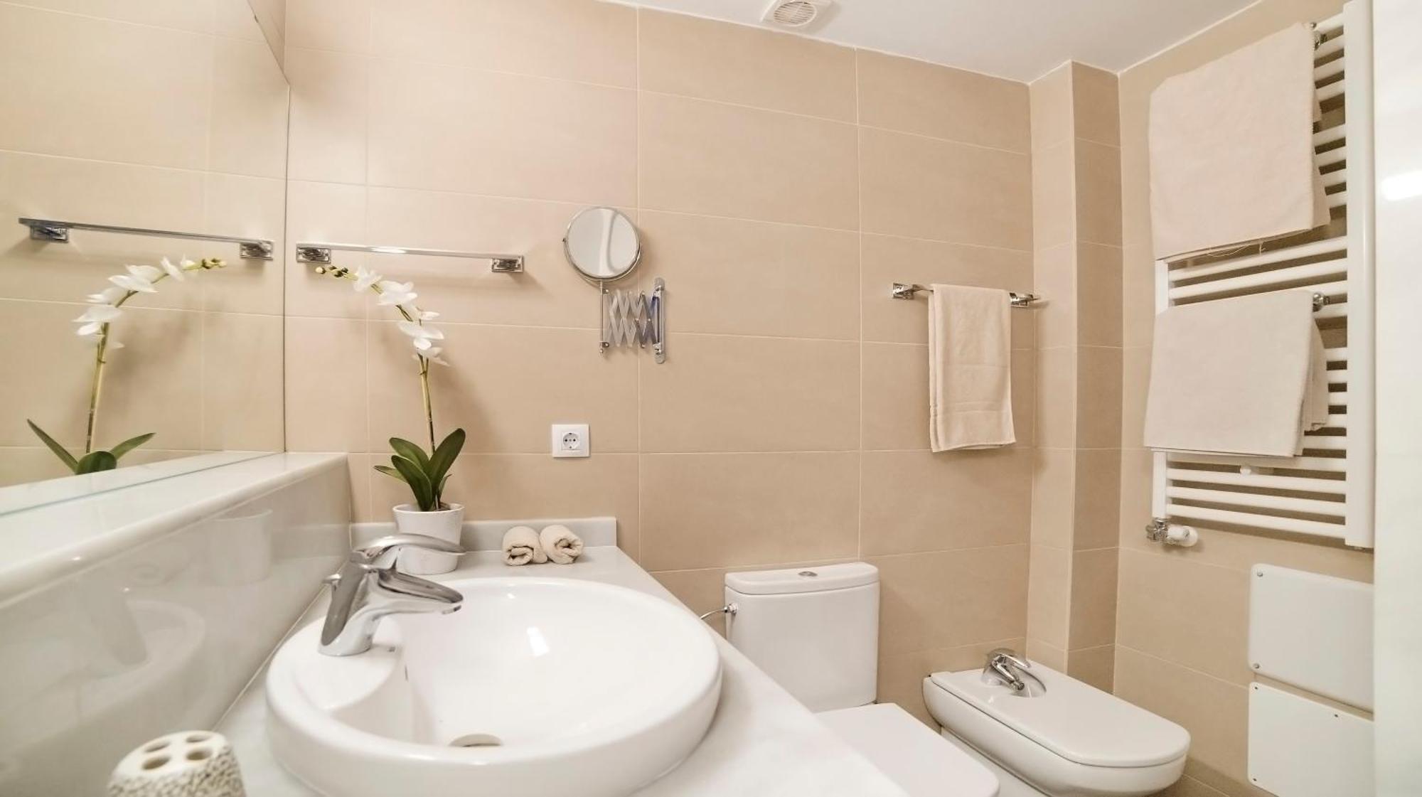 Apartamento Tranquil Duplex In Sitges, Barcelona,sea Views, Parking, Terrace *
